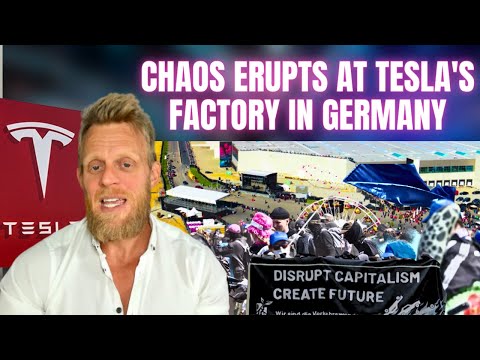 Masked protesters fight with police before trying to Storm Tesla Giga Berlin